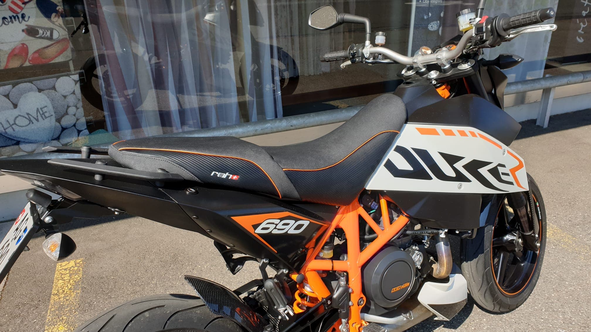 KTM Duke 690 