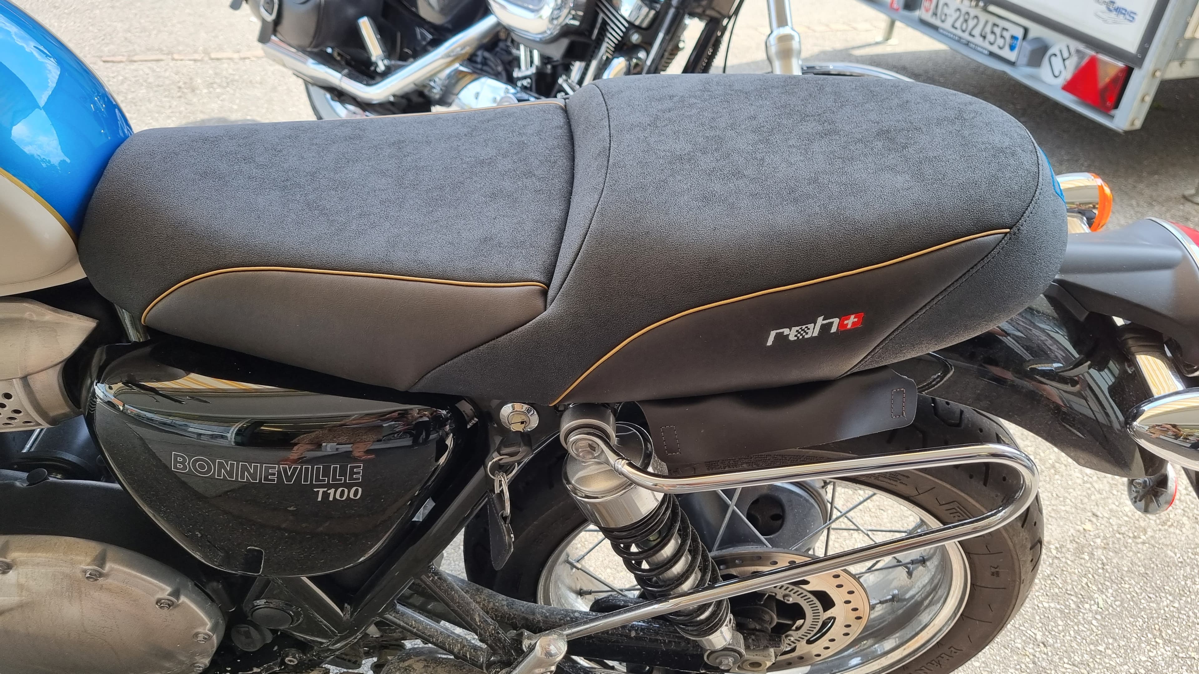 Triumph Bonneville 
